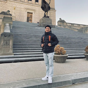 Meet your Posher, Eh